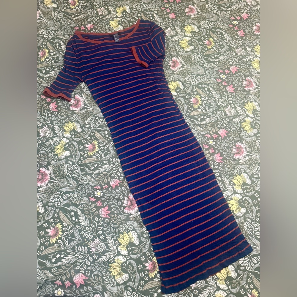 Forever 21 Short Sleeve Striped Dress in Navy and Rust